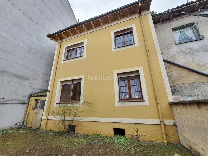 Foto 6662034f-125f-4edf-8148-6e1c9123bc3b. Casa aparellada a el berrón - avda. de langreo 27 a Siero