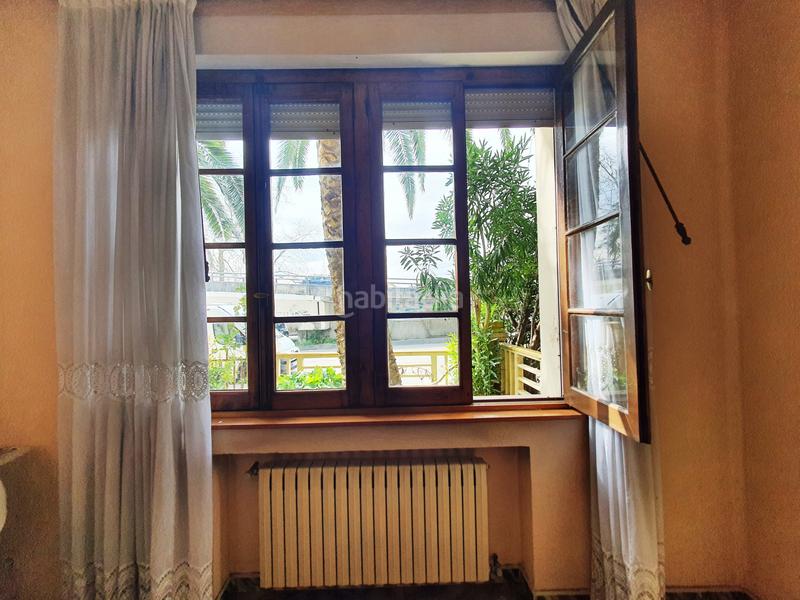 Foto 842d7ea0-5cd5-4095-962a-cffe475bb638. Casa aparellada a el berrón - avda. de langreo 27 a Siero