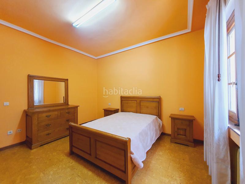 Foto 8b9a618f-8821-4717-8300-89f12eea6ecf. Casa aparellada a el berrón - avda. de langreo 27 a Siero