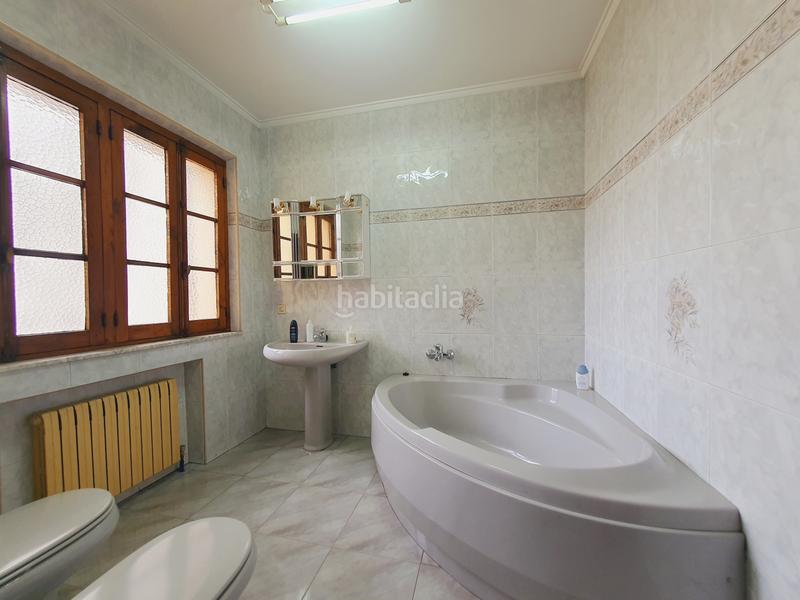 Foto 8cd818b5-2c30-4d53-bd21-d528b7daab88. Casa aparellada a el berrón - avda. de langreo 27 a Siero