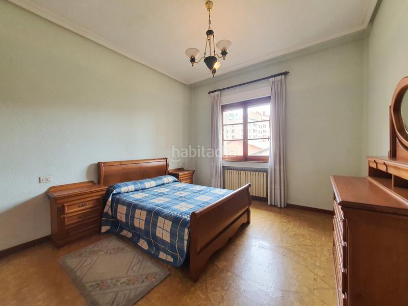 Foto cf08787b-9652-4cc9-a04b-f51ea85cbfcb. Casa aparellada a el berrón - avda. de langreo 27 a Siero