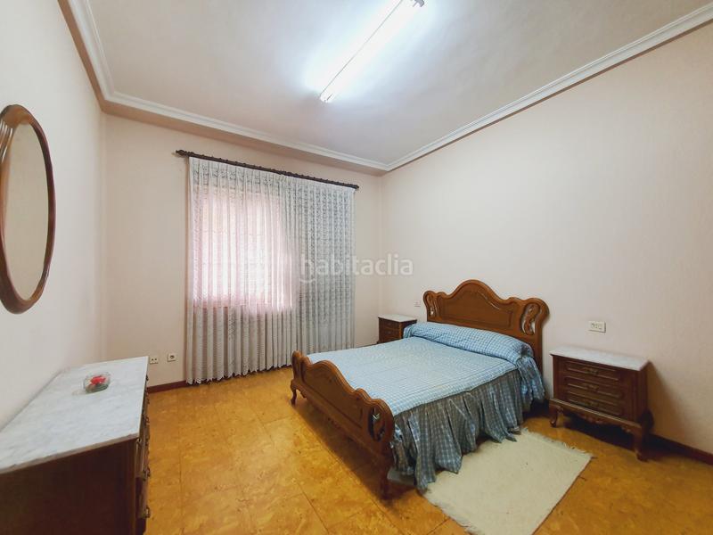 Foto e82a7794-ffea-4174-aff5-07ac0cfd4e59. Casa aparellada a el berrón - avda. de langreo 27 a Siero