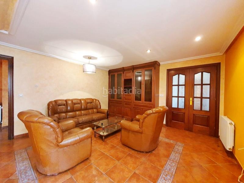 Foto 7c69d824-ce5d-4ad5-888e-53a72ee5067f. Casa amb calefacció a Sariego