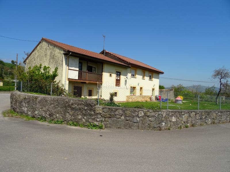 Foto c80fd8a1-34f8-40a9-927b-011454d5cf1d. Casa amb calefacció a Sariego