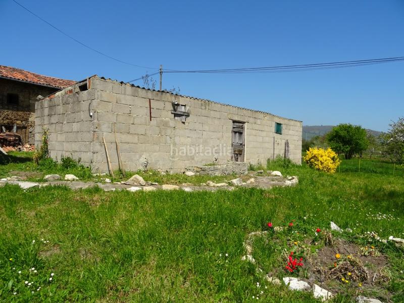 Foto fb7332d9-93d1-40e7-abc2-42e6ecb458fc. Casa amb calefacció a Sariego