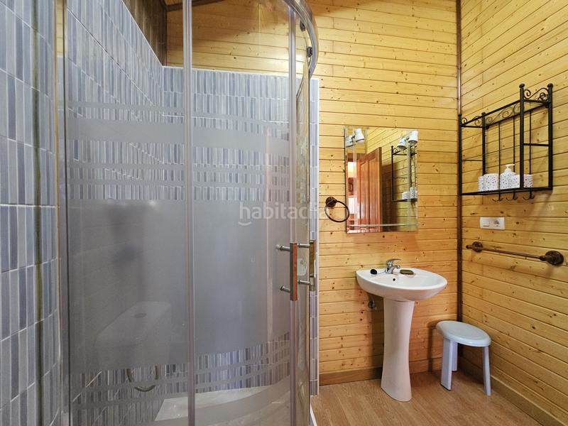 Foto a4ce9f98-1004-4e76-9776-f0245d9cebf4. Casa a rimada a Sariego