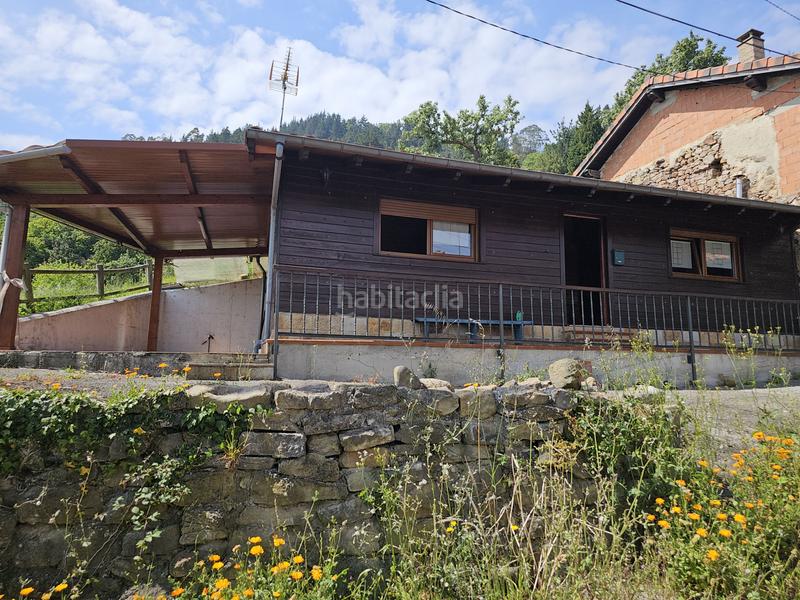 Foto a82ec774-57cc-4bc3-9d9a-43a9364140f8. Casa a rimada a Sariego