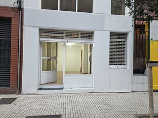 Lloguer Local Comercial  Gijón - decano prendes pando. Local acondicionado