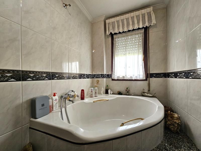 Foto 15c53fd1-7d64-45e9-bef6-d1bce22534e1. Casa amb calefacció aparcament piscina a El Berrón-La Carrera Siero