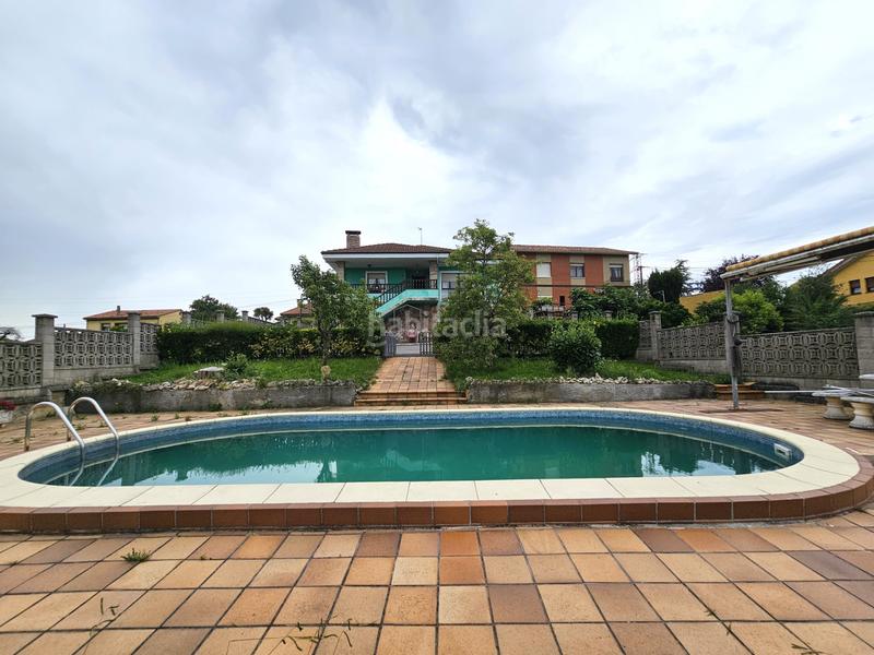 Foto 2e644f1b-5224-41e1-9b03-f357ae03dc16. Casa amb calefacció aparcament piscina a El Berrón-La Carrera Siero