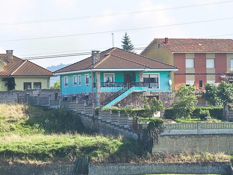 Foto 6d0130bf-ebc2-4471-819c-4b6fda23aaf7. Casa amb calefacció aparcament piscina a El Berrón-La Carrera Siero