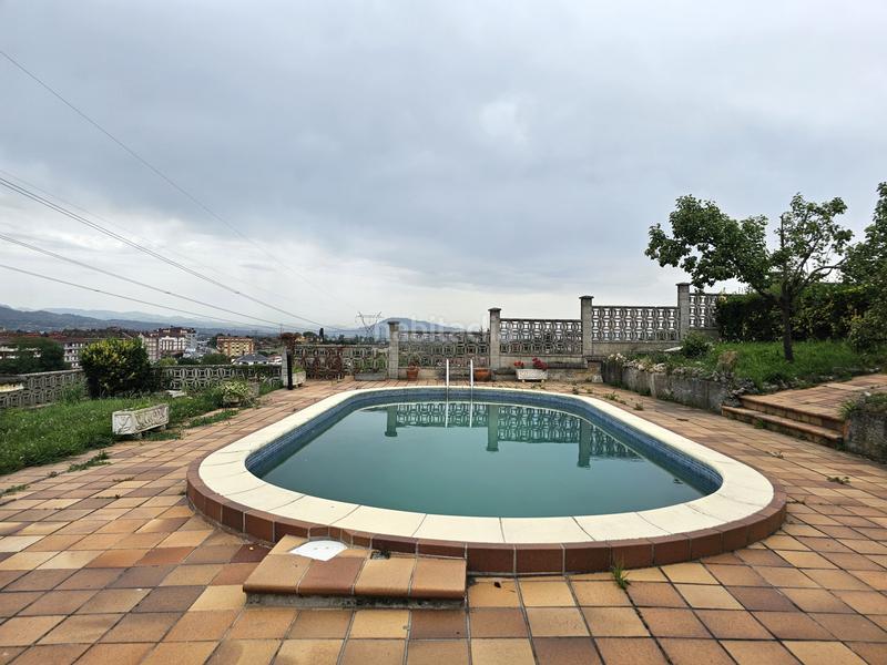 Foto afe94726-c438-4c9a-9464-0002cbde644f. Casa amb calefacció aparcament piscina a El Berrón-La Carrera Siero
