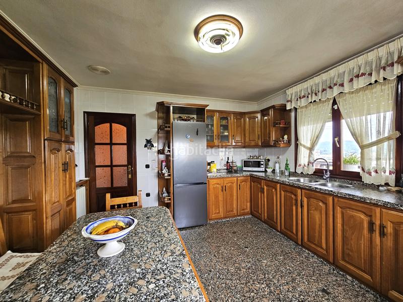 Foto bd687628-2731-4841-ae47-7856c5957011. Casa amb calefacció aparcament piscina a El Berrón-La Carrera Siero