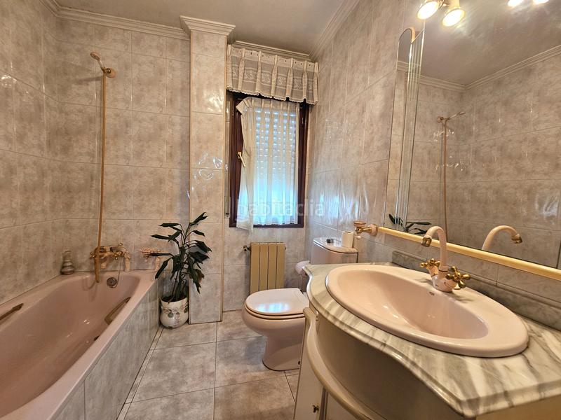Foto f733e7e7-c496-4994-91d6-c1792a088c98. Casa amb calefacció aparcament piscina a El Berrón-La Carrera Siero