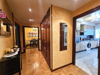 Appartement  Pola de siero - falo moro. Piso centrico, muy amplio.