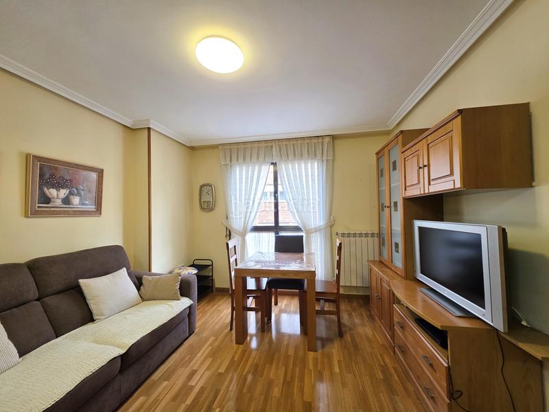 Foto 3512c39f-9cf6-4adb-9248-d335bd9e3d15. Location appartement avec chauffage dans la pola Siero Siero