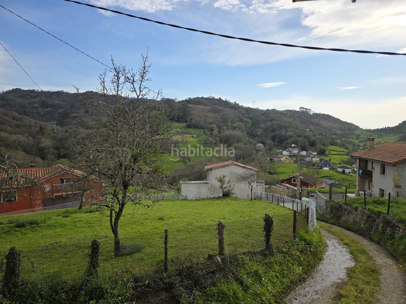Foto 56d44670-3187-4fb2-b7bd-73223e2cf764. Casa aparellada a el robledal - traspando 4 a Carbayin-Lieres-Valdesoto Siero