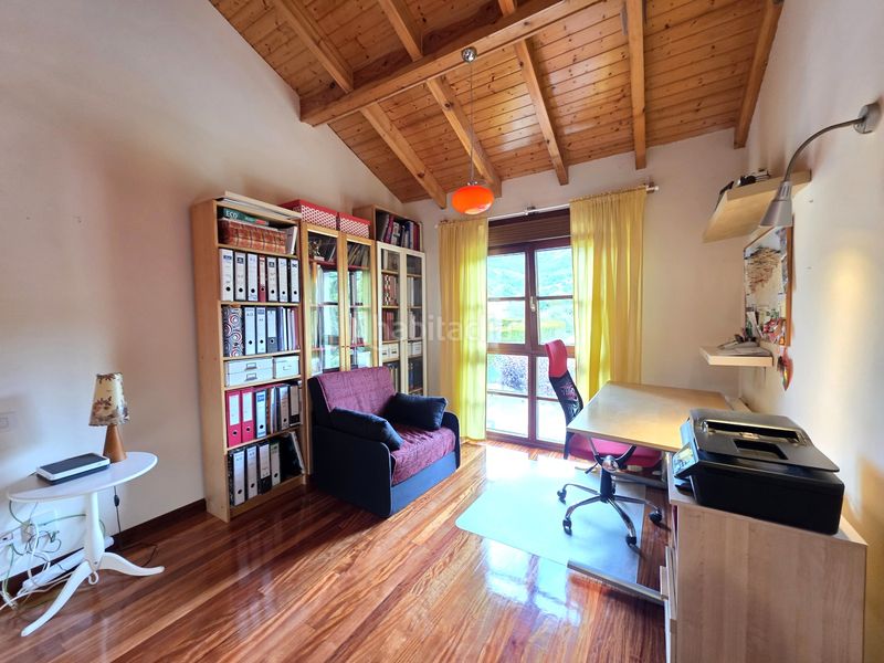 Foto b45ce877-3d9d-4c0c-85b7-77ce23d6a682. Casa amb calefacció aparcament a Sariego