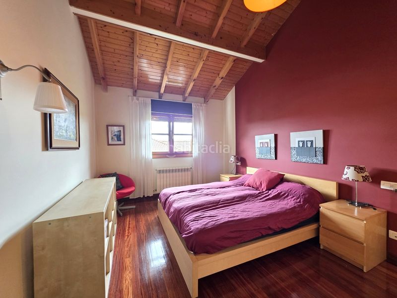 Foto ef830323-d661-42bf-bb21-36cb7aecd0a5. Casa amb calefacció aparcament a Sariego