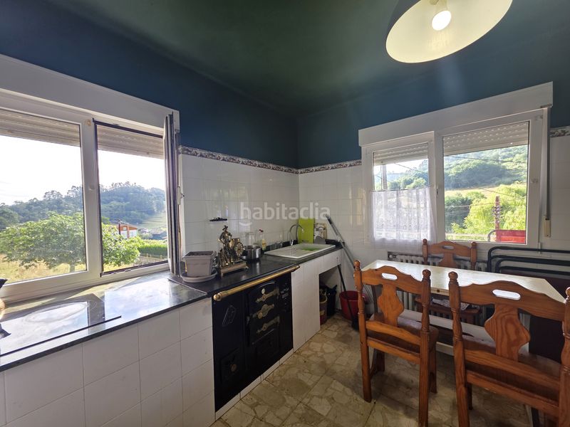 Foto 3ac36679-465e-4de7-bb5e-67f173a2e648. Casa amb calefacció aparcament a Carbayin-Lieres-Valdesoto Siero