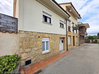 Towny house in Leceñes - cr si-11 valdesoto-carbayin 634. Casa con finca en valdesoto