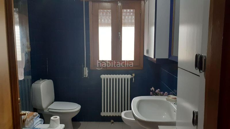 Foto 5724ccd0-044c-4d21-9296-8a684416c277. Maison avec chauffage parking piscine dans Coles