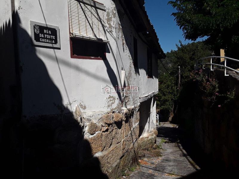Foto 07ba8a3b-85c3-4268-9327-91cd6b3b95a9. Casa a San Francisco Ourense