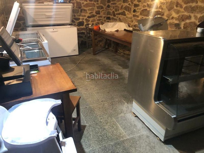Foto 60386917-3b33-4d99-9156-bf899459565f. Geschäftsraum in Pobra de Trives (A)