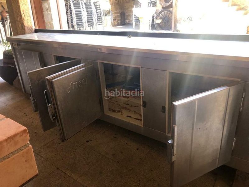 Foto 07442676-8cd9-4378-bcb4-4e0cdeafac78. Local comercial en Pobra de Trives (A)