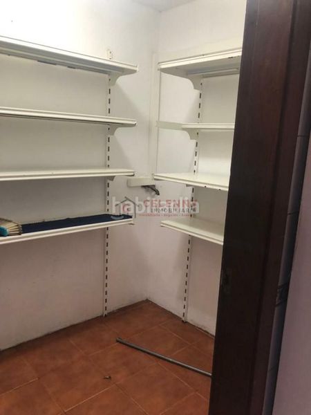 Foto 443b0992-d068-468d-9f1c-f0d5d18499b3. Local comercial en Pobra de Trives (A)