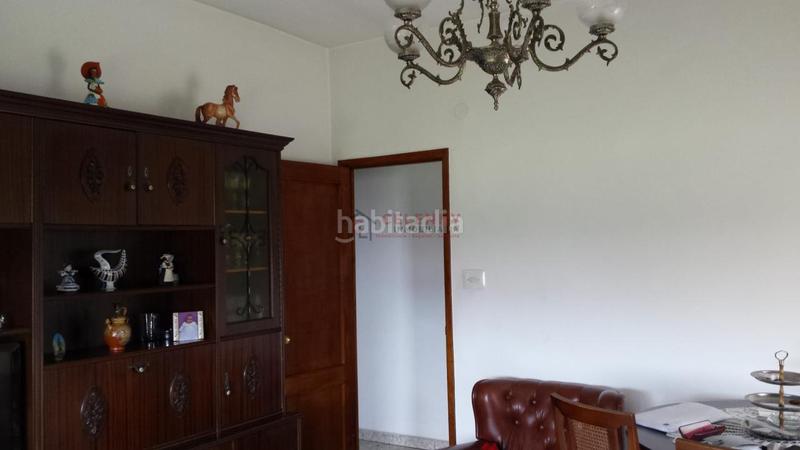 Foto 9a84e4ea-8759-4175-ac7f-0b4cf35c8440. Chalet con parcheggio in Mariñamansa Ourense