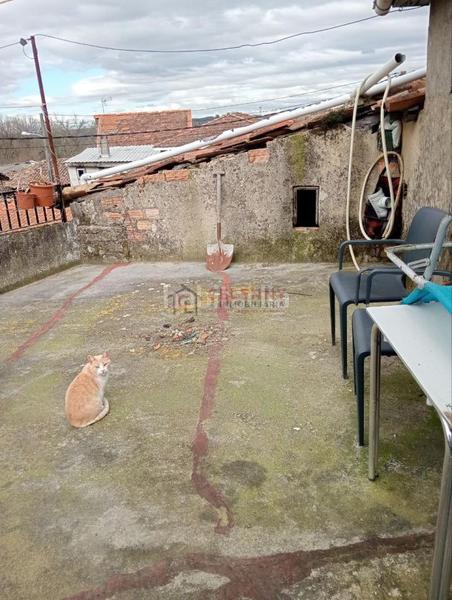 Foto 980a7995-55df-4d27-840c-8ce2305094f7. Casa adossada amb calefacció aparcament a Allariz