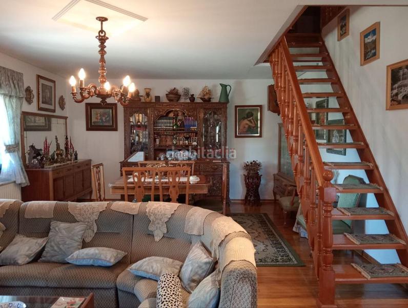 Foto 3890165b-9422-4107-8822-11f27a93b078. Chalet con riscaldamento parcheggio piscina in San Cibrao das Viñas