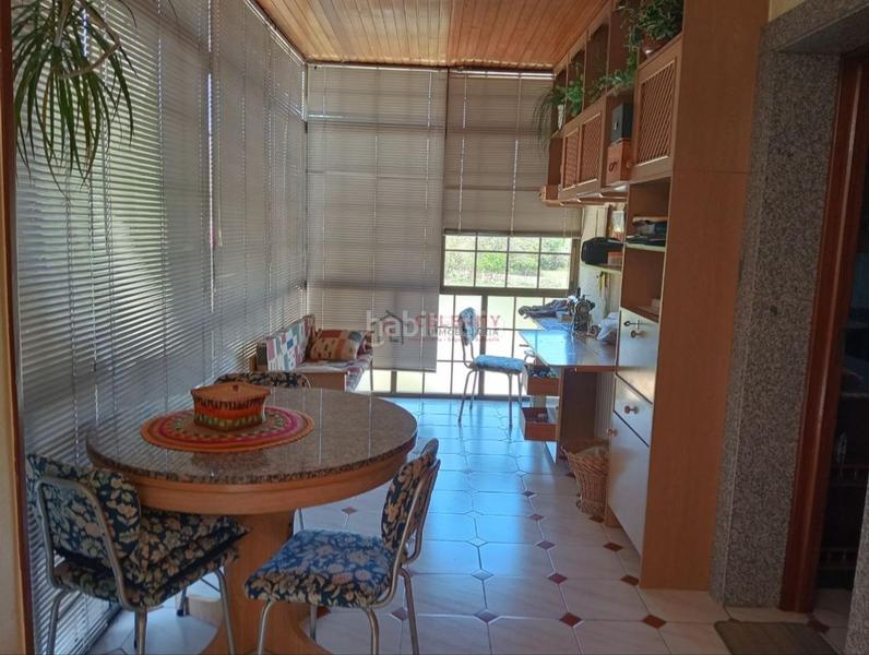 Foto 76475ff3-086d-40fd-ac23-d75931906f81. Chalet con riscaldamento parcheggio piscina in San Cibrao das Viñas