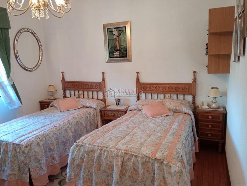 Foto a2d53ca4-0b25-4696-b7c9-1c5593752bd7. Chalet con riscaldamento parcheggio piscina in San Cibrao das Viñas