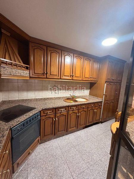 Foto 842895e4-3e06-4a88-a7e8-e287819cb47d. Rent flat with heating parking in Centro Ourense