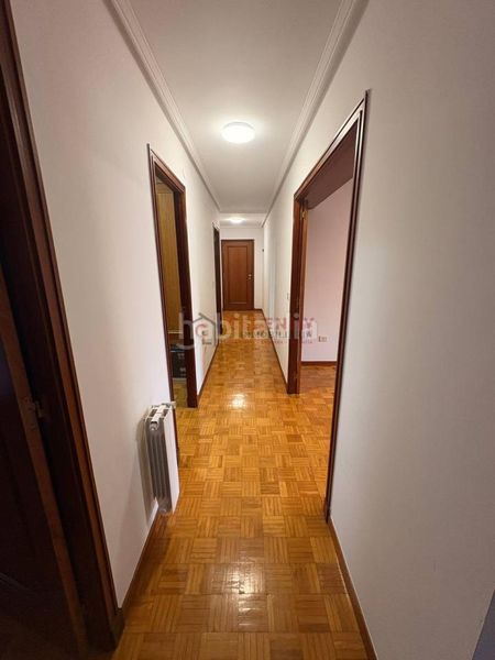 Foto 9bffe31e-3ca2-4e58-be40-03c7a366c419. Rent flat with heating parking in Centro Ourense