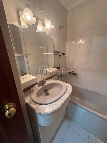 Foto b319923d-e899-4976-955d-a5e70b80bb5a. Rent flat with heating parking in Centro Ourense
