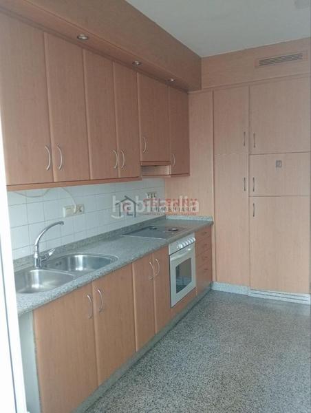 Foto e658bfac-7f47-46fa-815c-3d91cc3c9b3e. Appartamento con riscaldamento in Centro Ourense