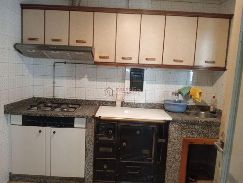 Foto 54f6b00d-e960-4872-9319-932b3cc8ae49. Casale con riscaldamento in San Cibrao das Viñas