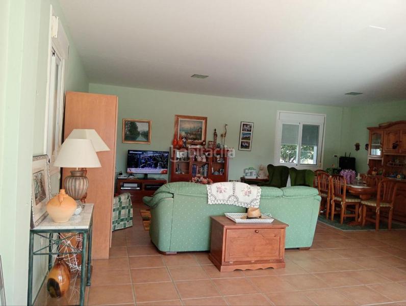 Foto 45a50434-d68c-4db6-9b01-0d2eff340635. Xalet amb calefacció aparcament piscina a Toén