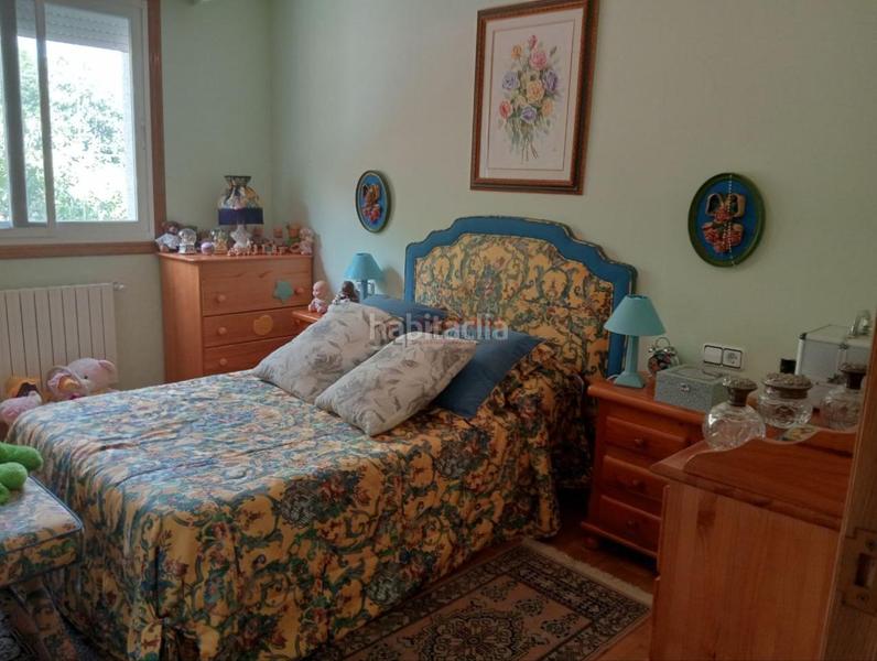 Foto bd526f9b-9614-4420-b796-e11e35fc6cc4. Xalet amb calefacció aparcament piscina a Toén