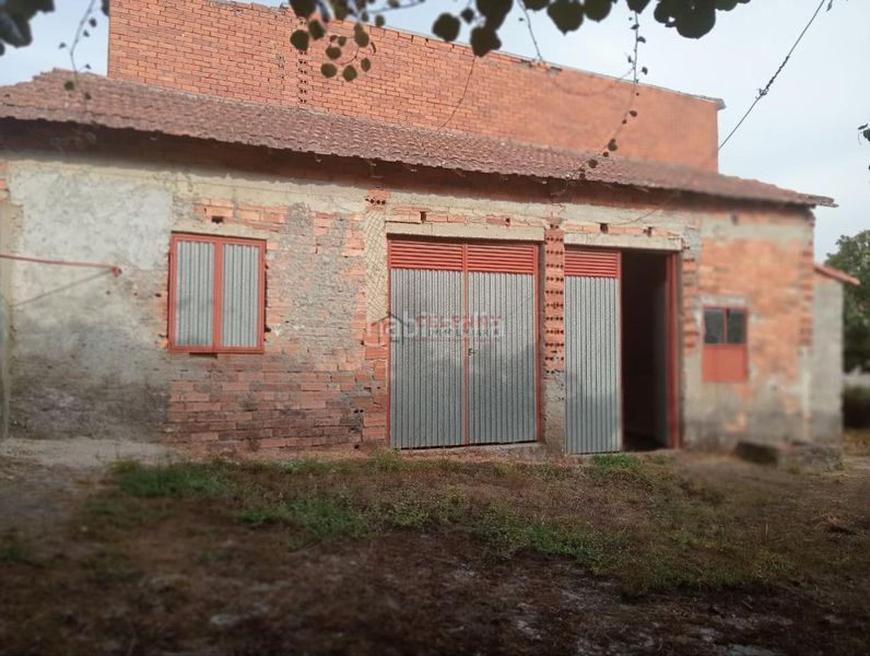 Foto d5a96347-969f-4cd1-bb0a-577d4e8e11ef. Casale con riscaldamento in Cartelle
