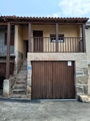 Casa adosada en San Cibrao das Vi�as