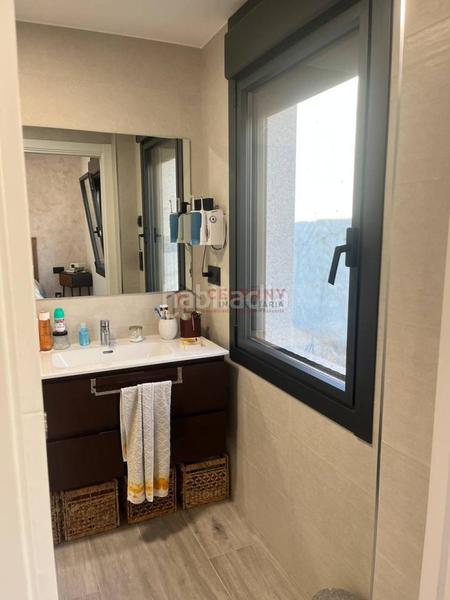 Foto 1f88c953-4baa-419d-89a4-c810ac91f177. Casa adossada amb calefacció aparcament a Barrocanes Ourense