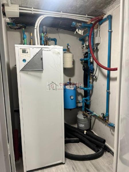 Foto 834ab06e-57f6-4b0d-bf7a-b618516b730f. Semi detached house with heating parking in Barrocanes Ourense