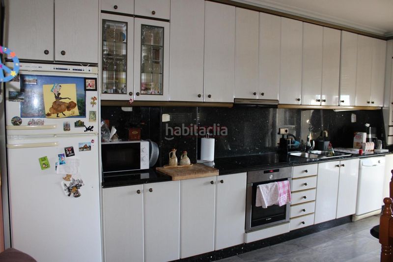 Foto 4868f57b-596c-4b01-ad0e-c992b54ae060. Xalet amb calefacció aparcament a Coles