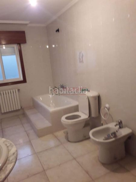 Foto 59d051b5-732b-4ed8-b812-43159a055c3e. Flat with heating parking in Maceda