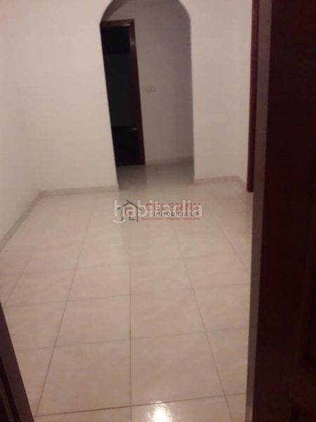 Foto ae17042b-5254-4146-b62a-3abd6eda8f39. Flat with heating parking in Maceda