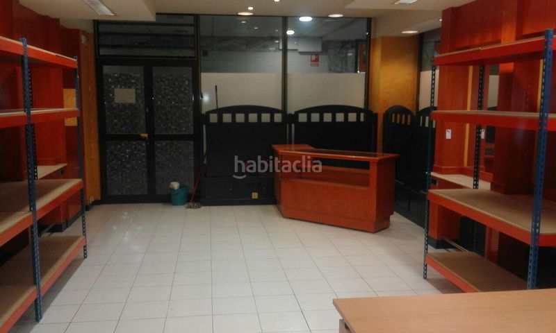 Foto a024cb3e-914c-4137-b5c6-7f88efd42f28. Lloguer local comercial a Centro Ourense